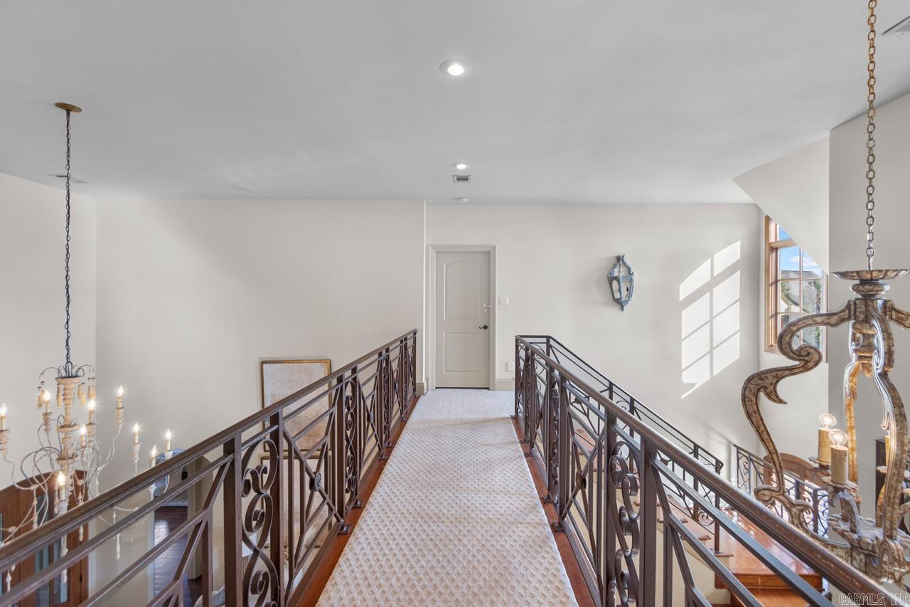 HURRICANE LAKE EST - Residential