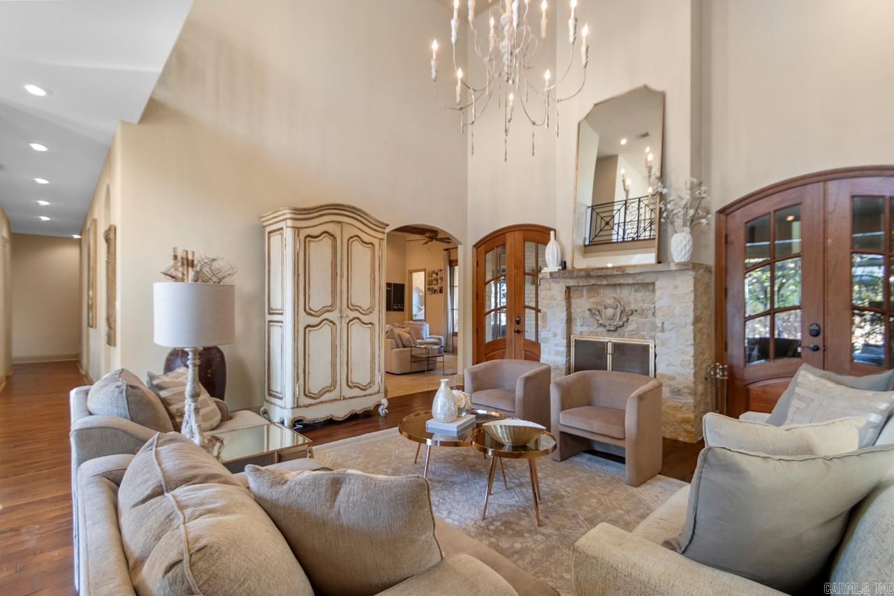 HURRICANE LAKE EST - Residential