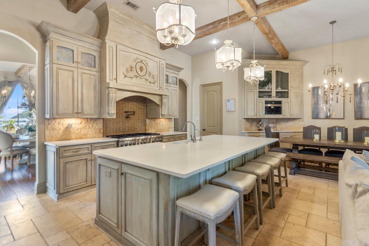 HURRICANE LAKE EST - Residential