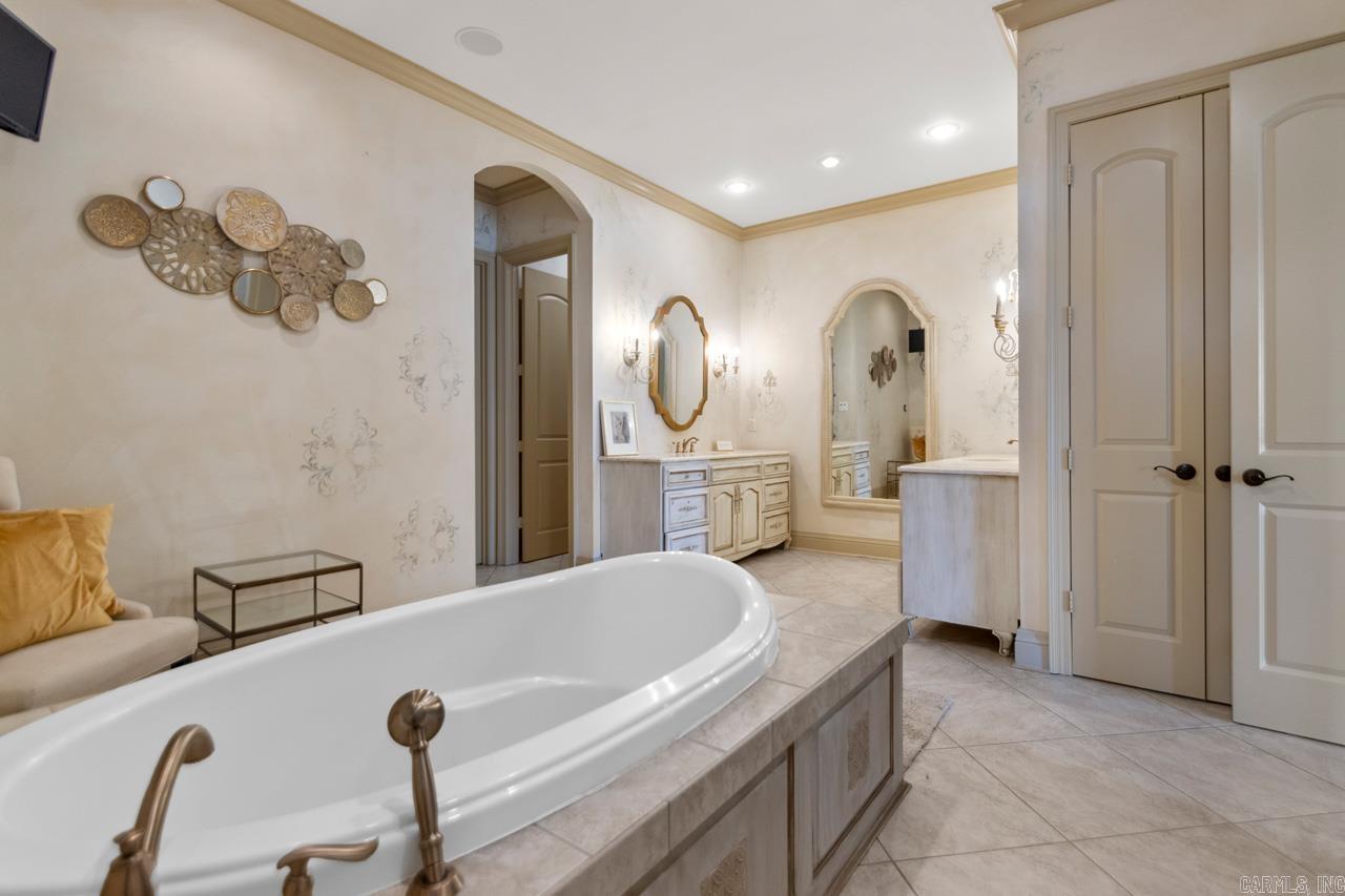 HURRICANE LAKE EST - Residential