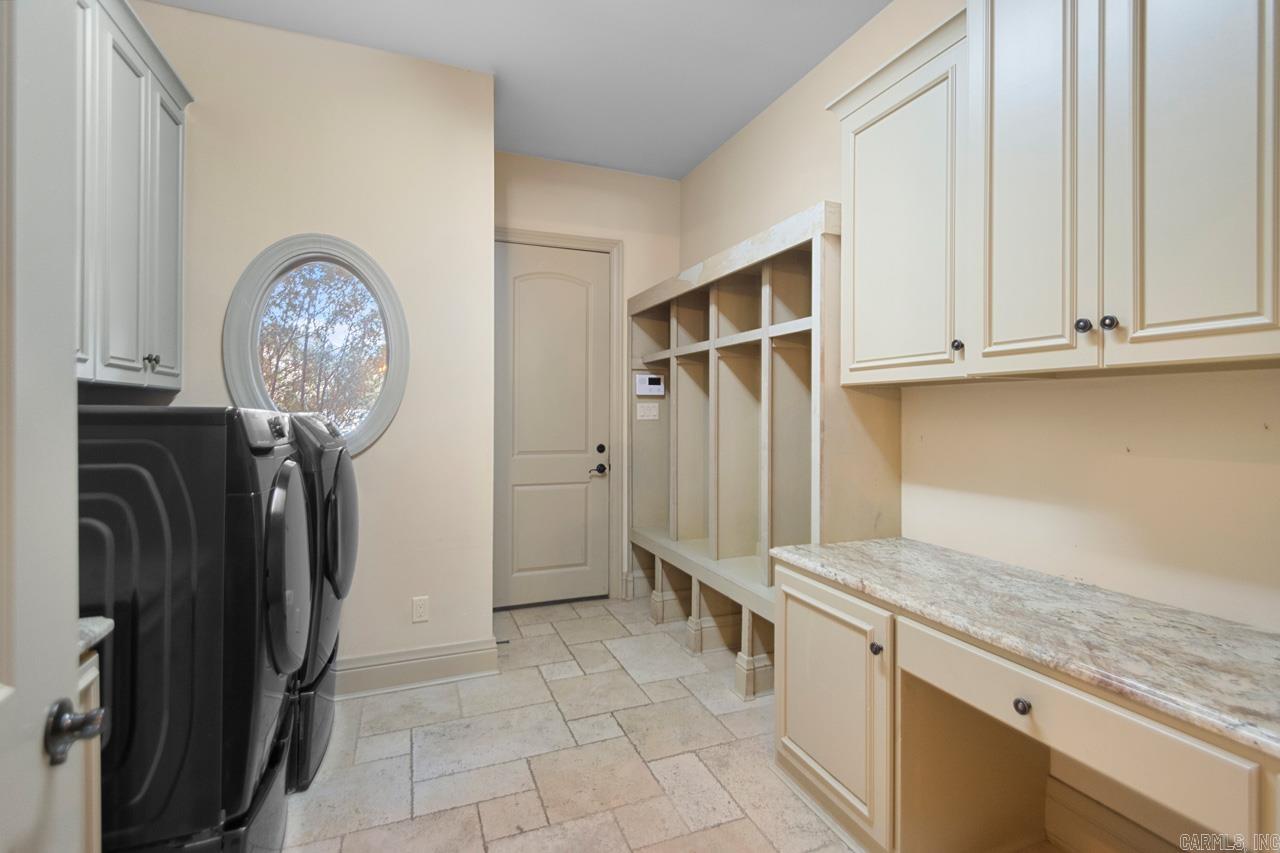 HURRICANE LAKE EST - Residential