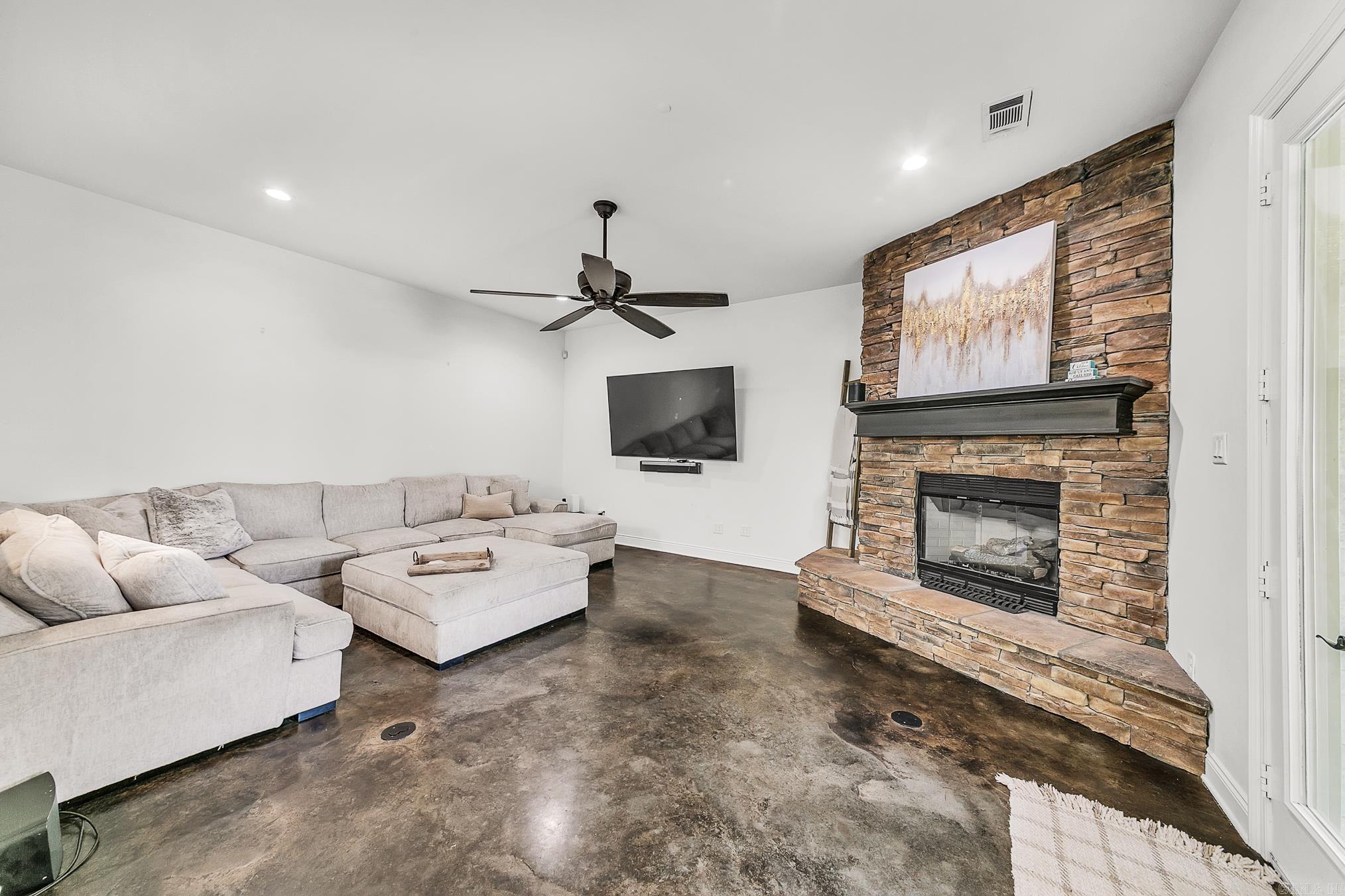 GREYSTONE - Residential