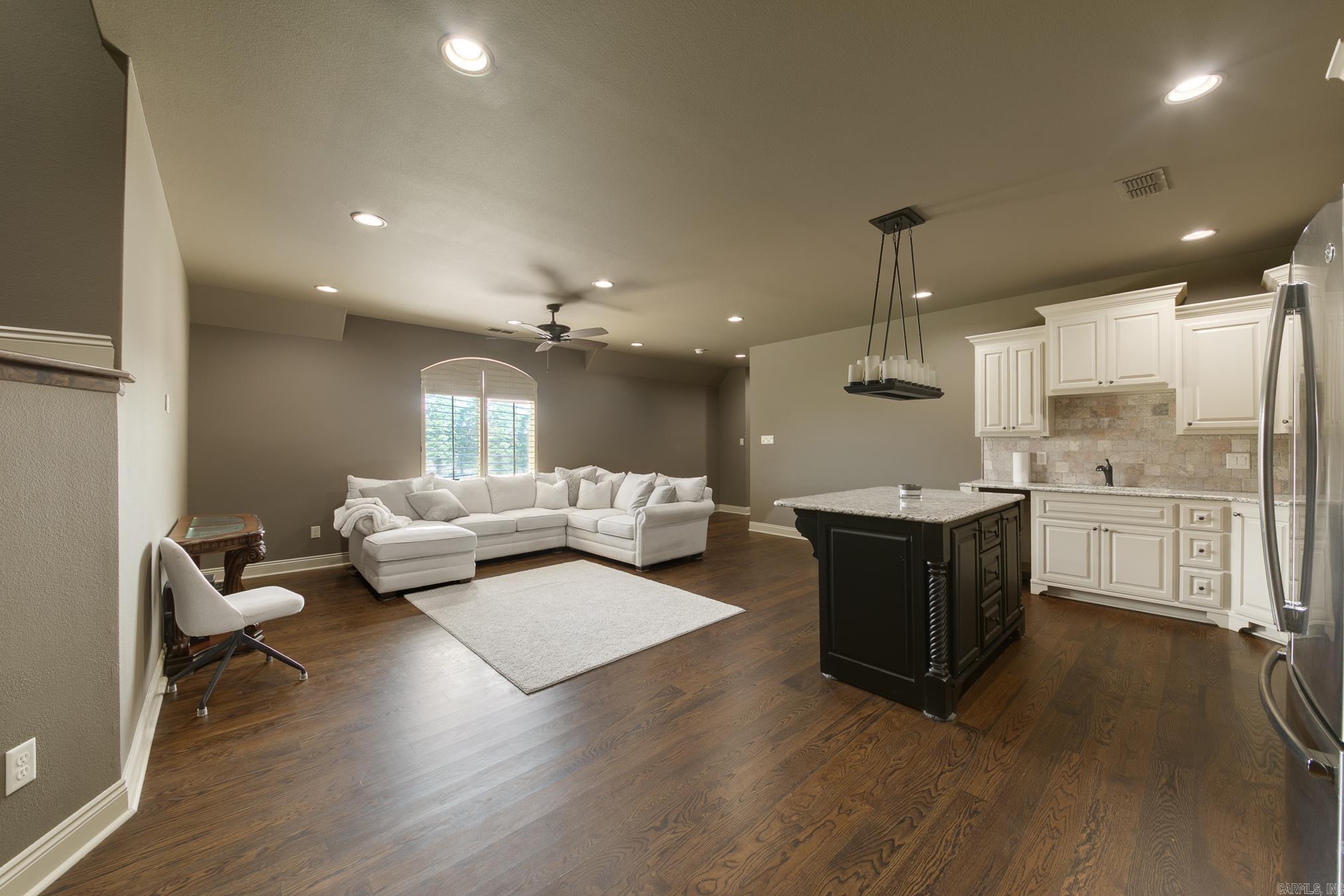 GREYSTONE - Residential