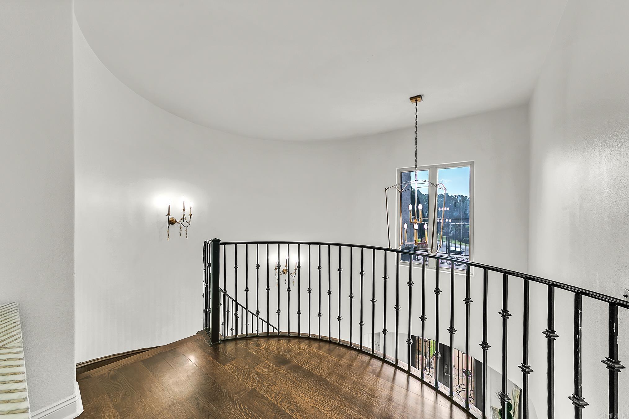 GREYSTONE - Residential