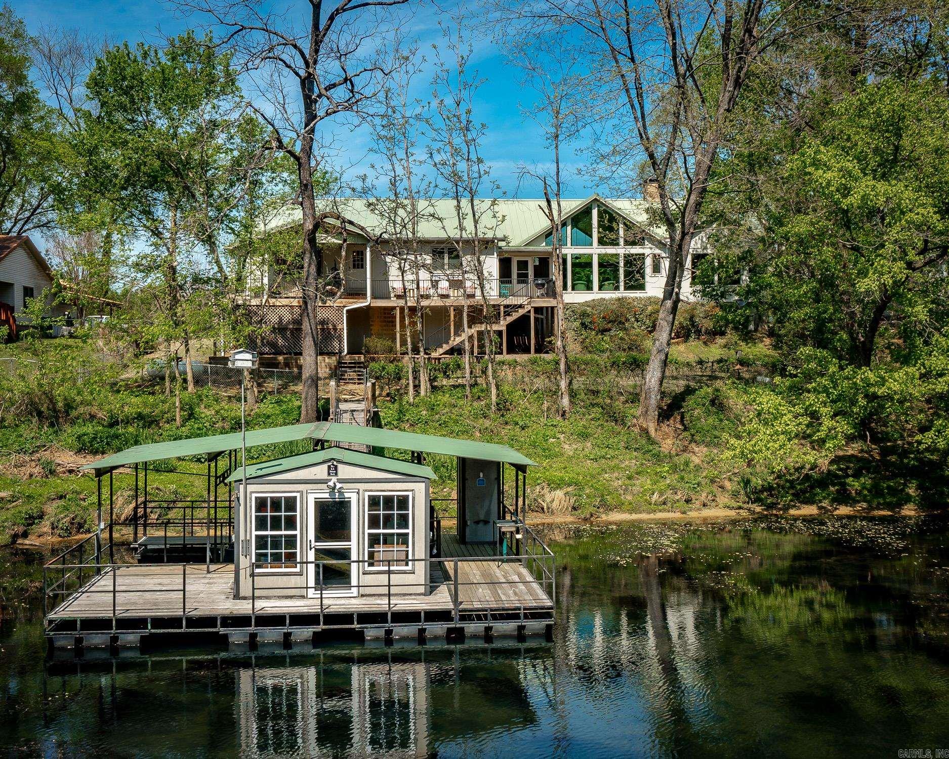 RIVER BEND - Residential