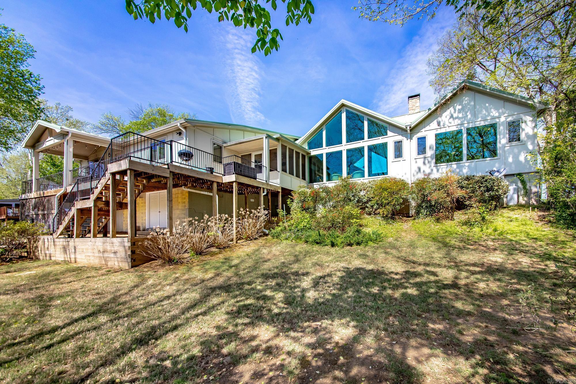 RIVER BEND - Residential