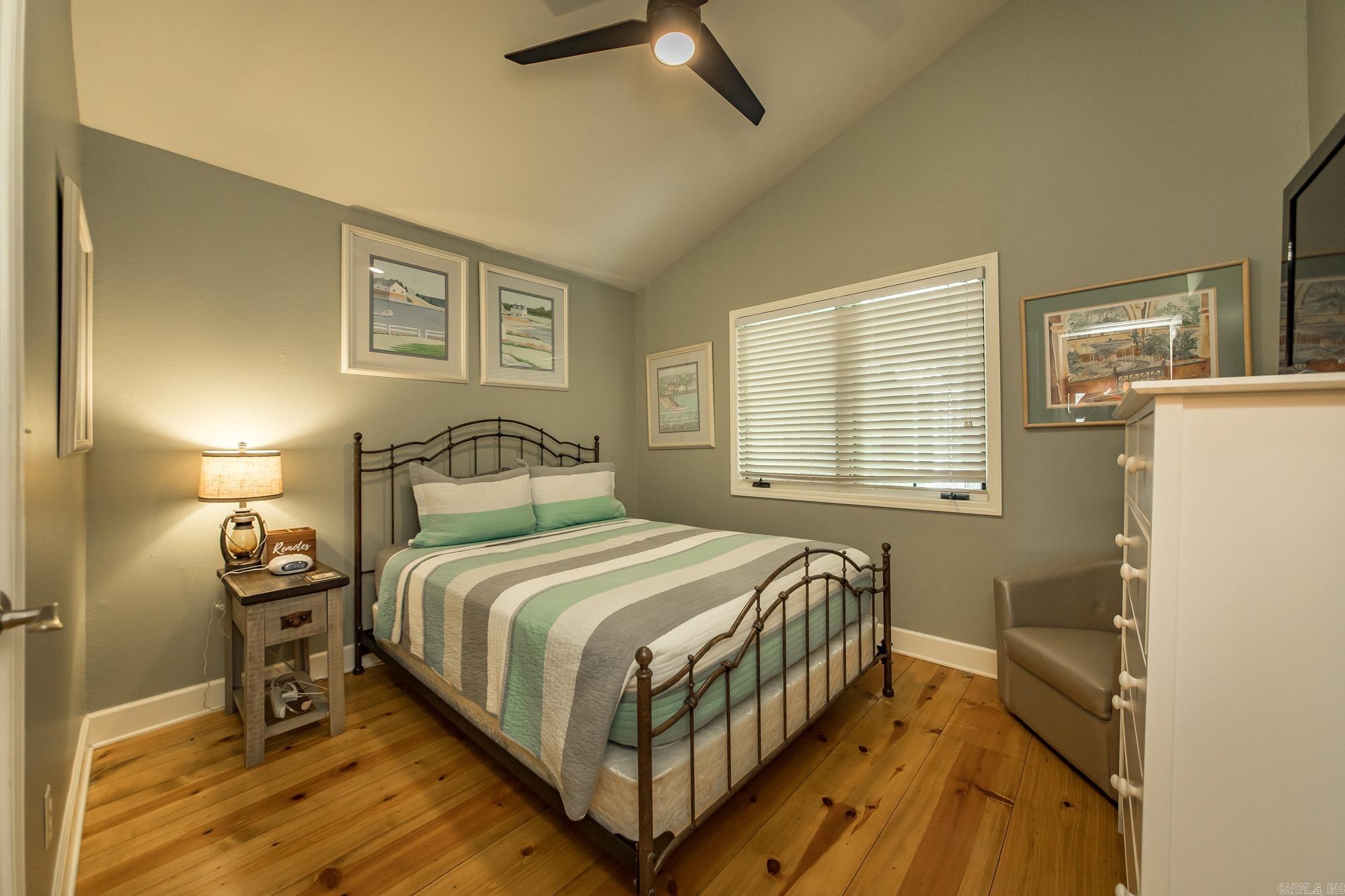 RIVER BEND - Residential