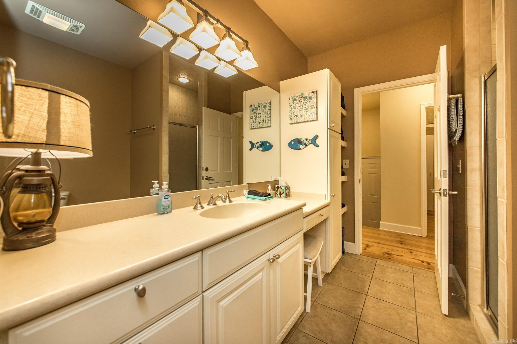 RIVER BEND - Residential