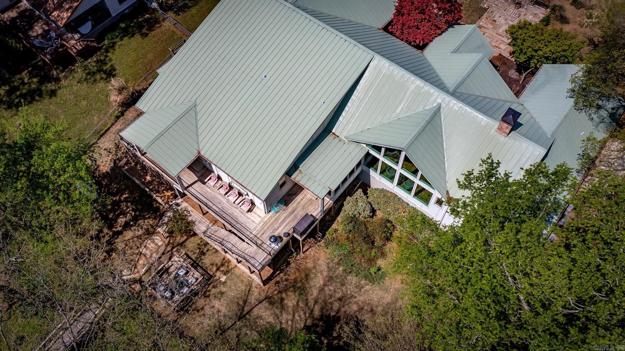 RIVER BEND - Residential
