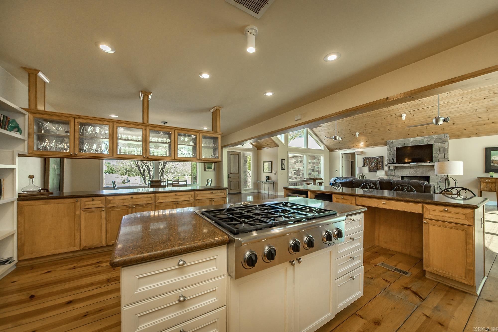 RIVER BEND - Residential