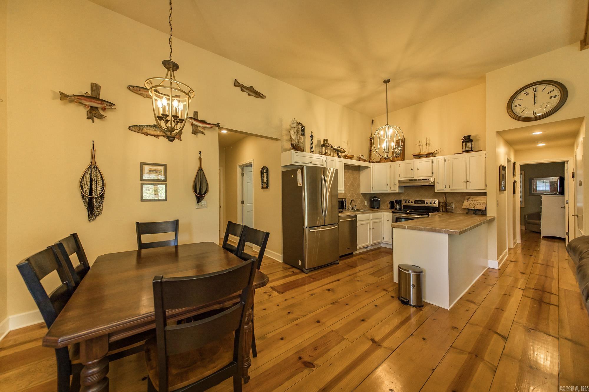 RIVER BEND - Residential