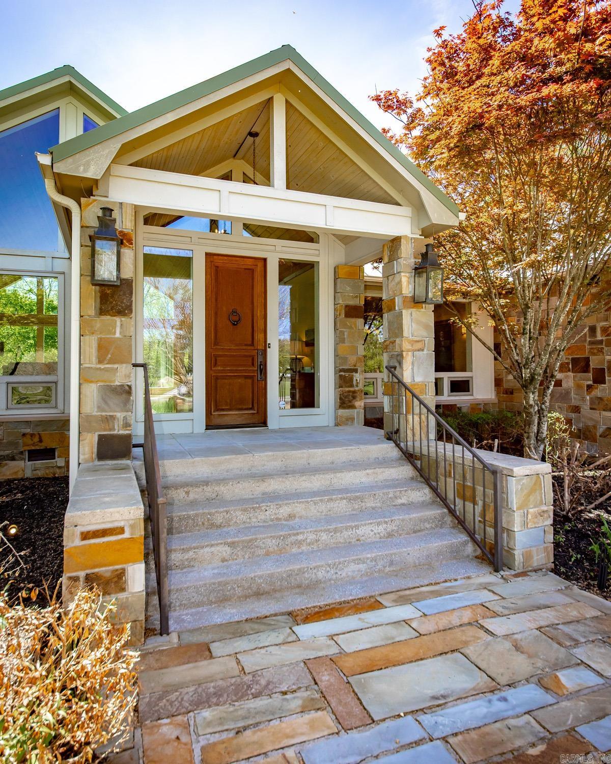 RIVER BEND - Residential