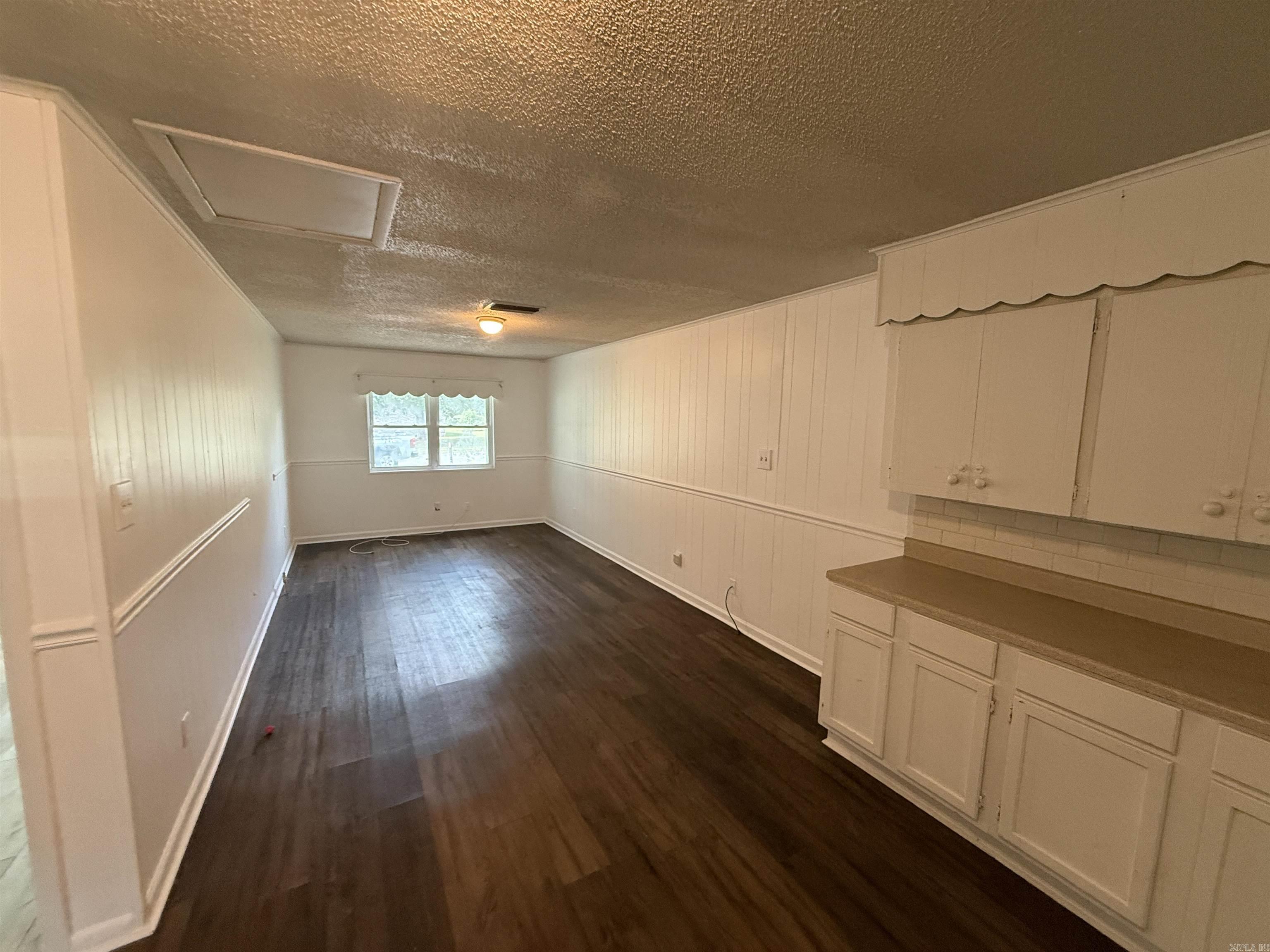MARSHALL ROAD - Residential