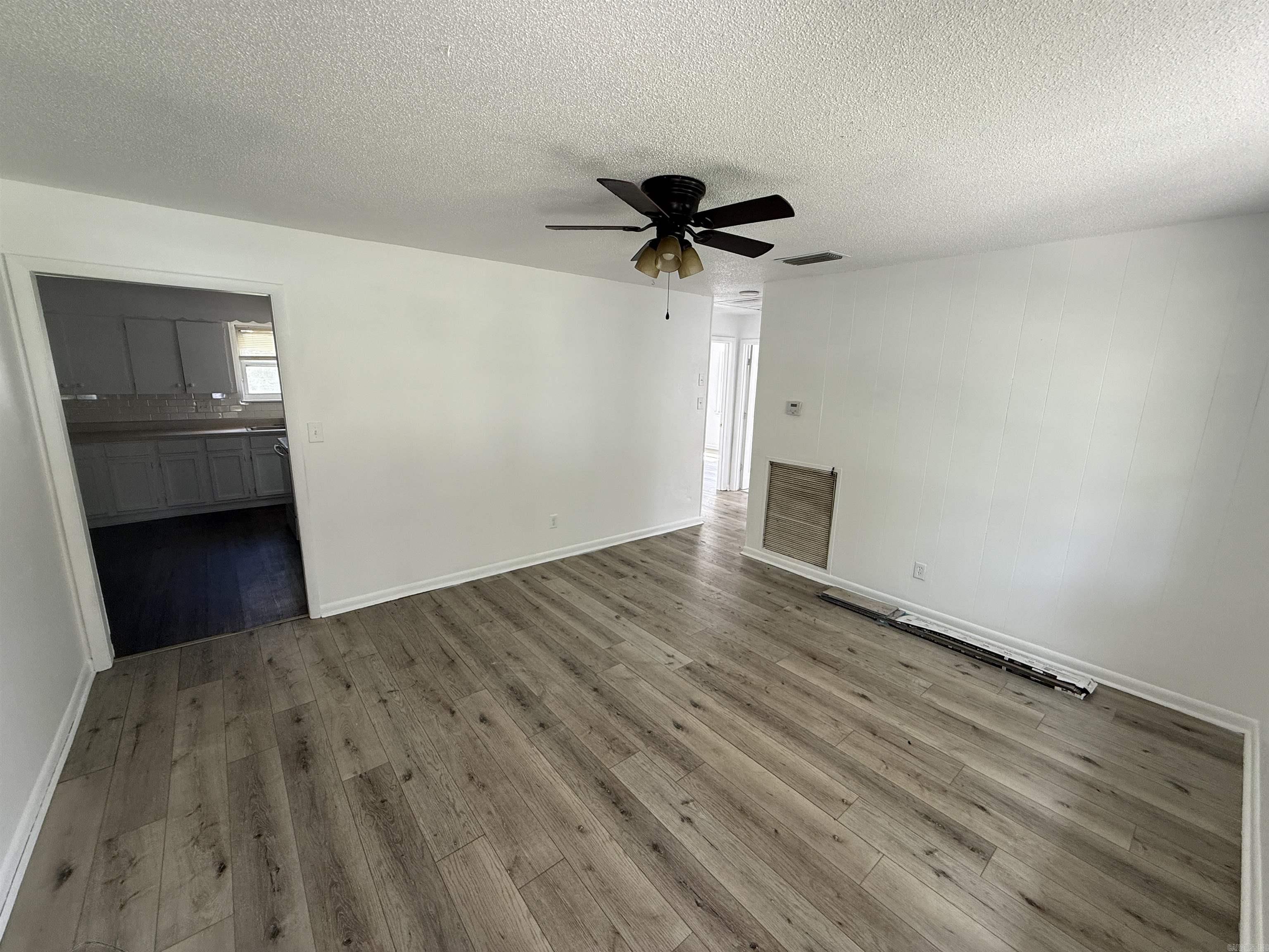 MARSHALL ROAD - Residential