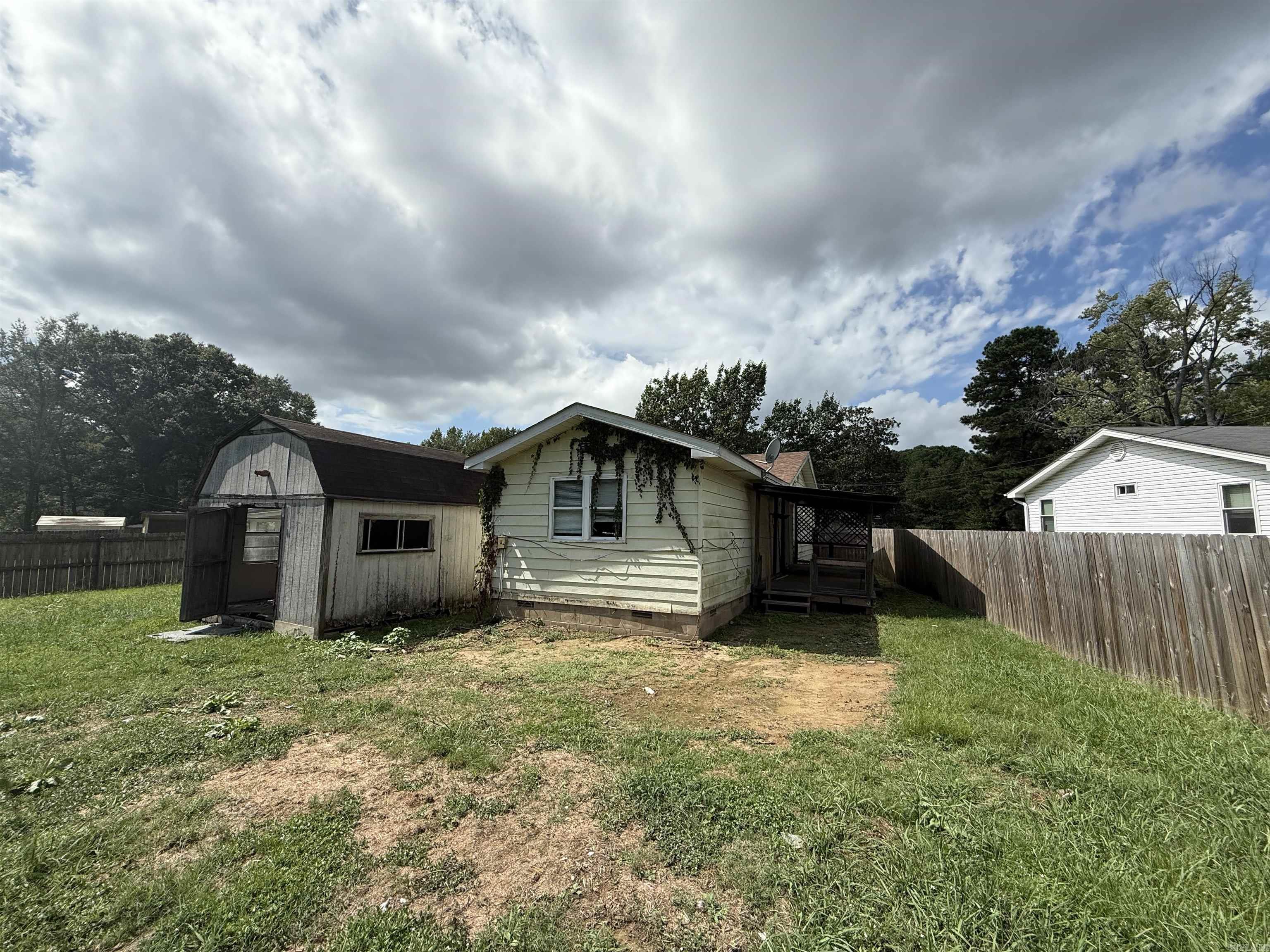 MARSHALL ROAD - Residential