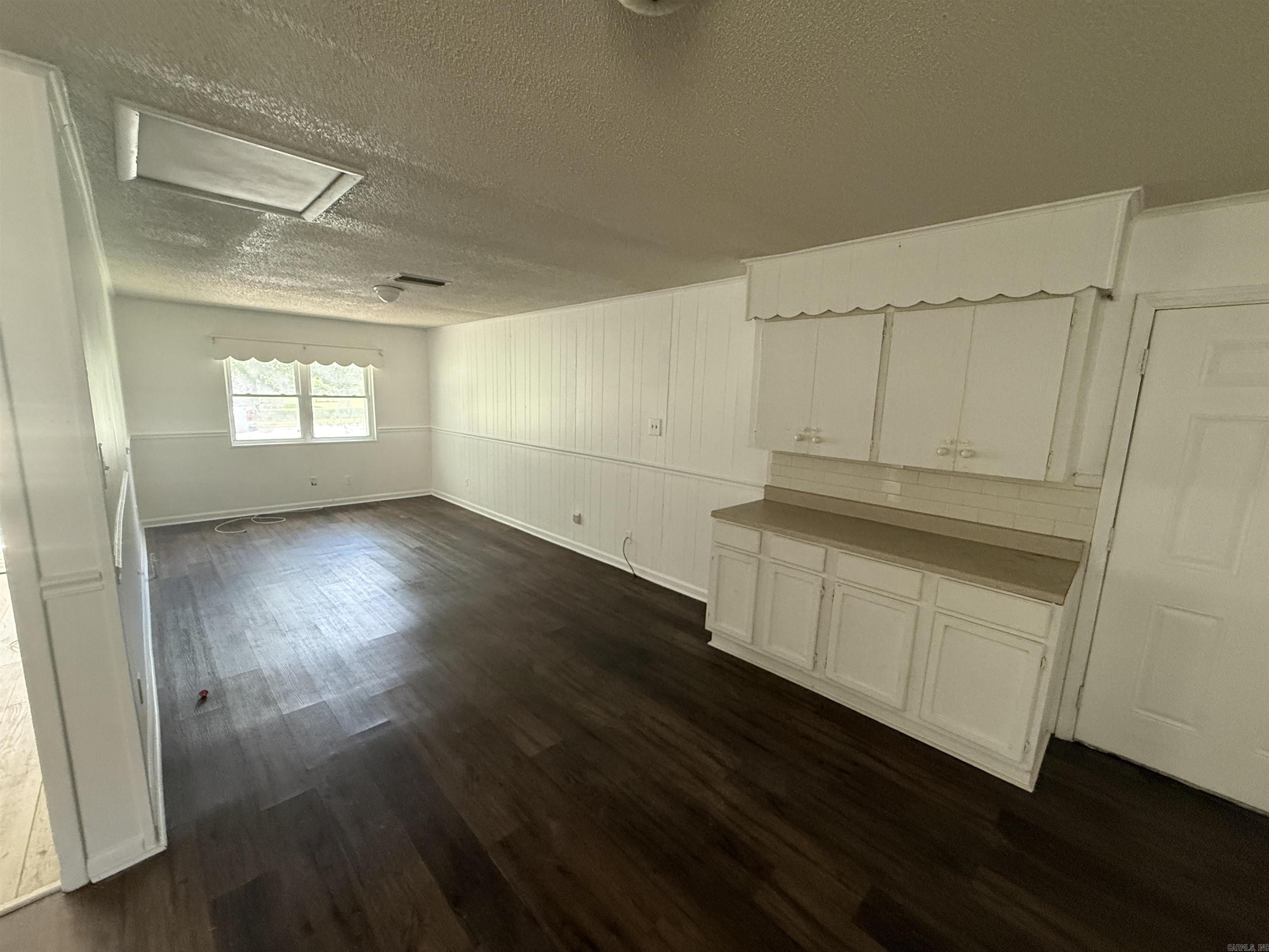 MARSHALL ROAD - Residential