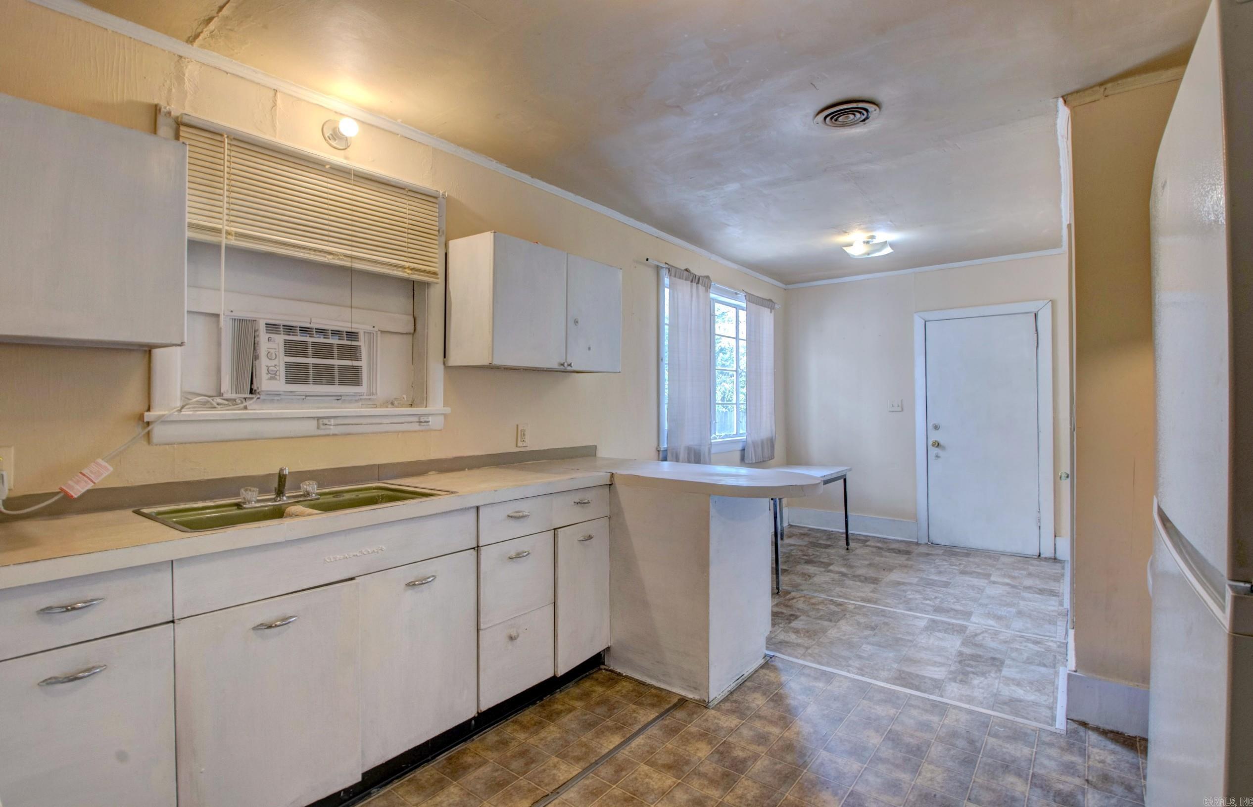 Moore & Penzel - Residential Income