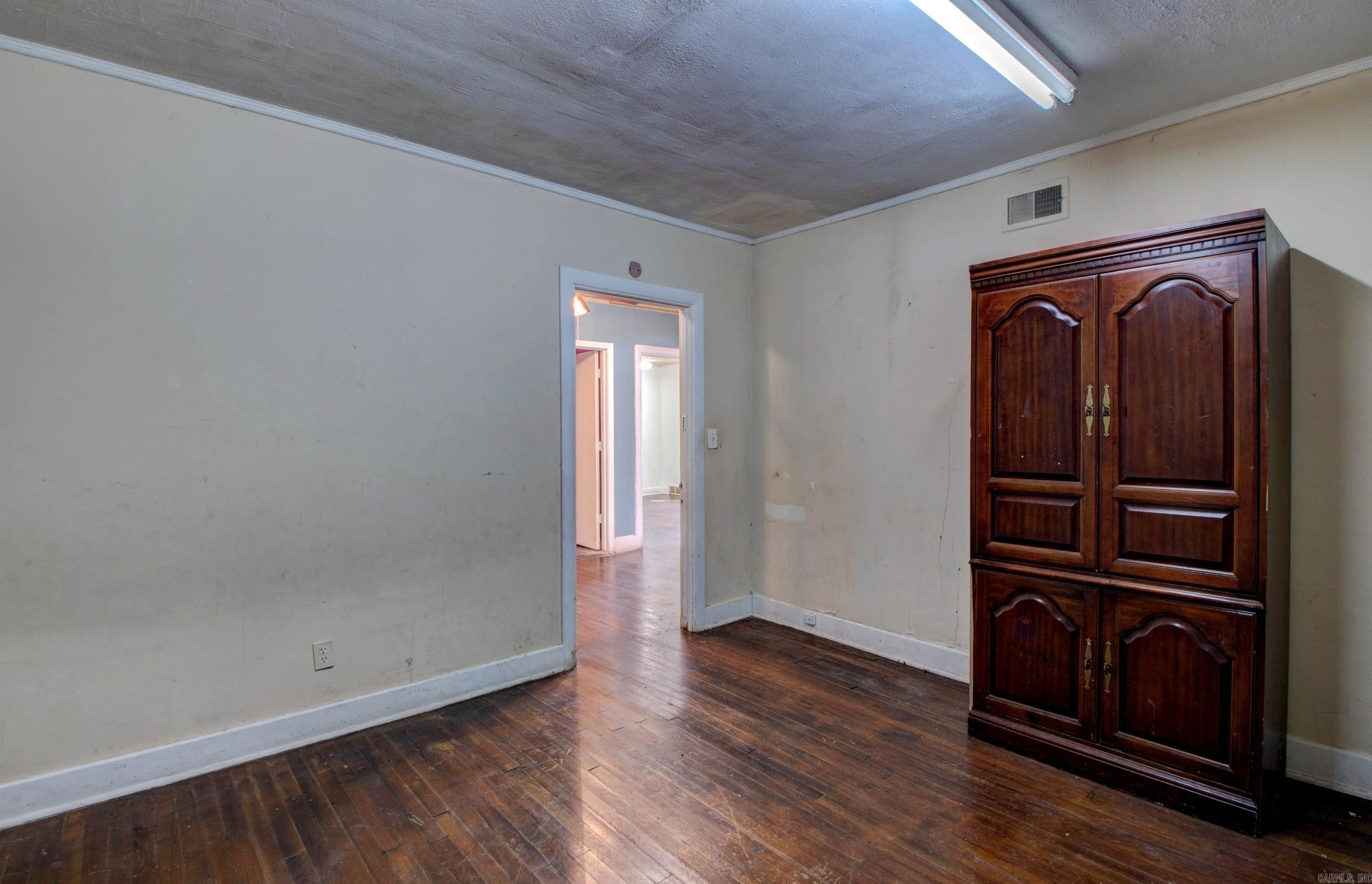 Moore & Penzel - Residential Income