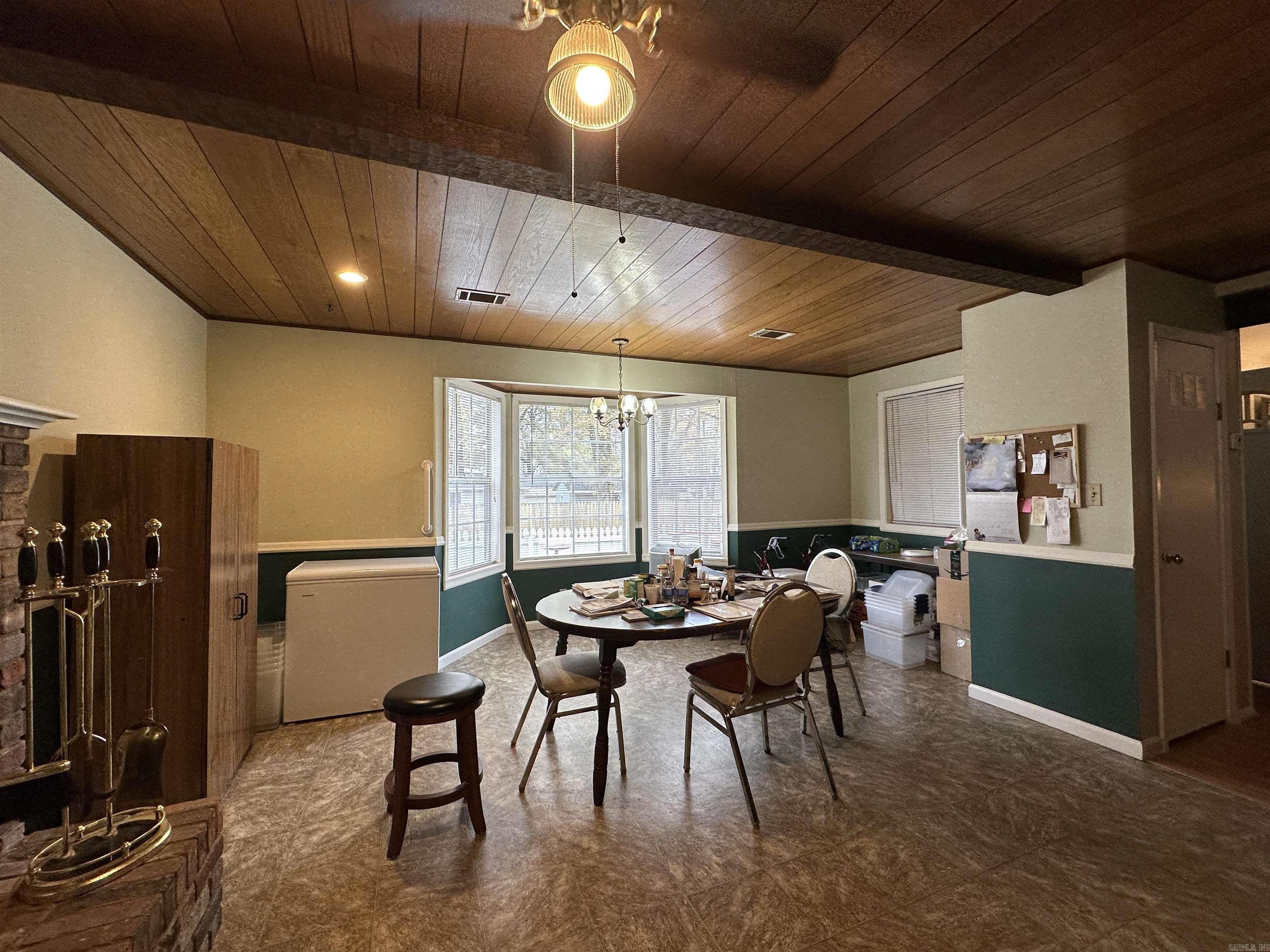 Lawrence - Residential