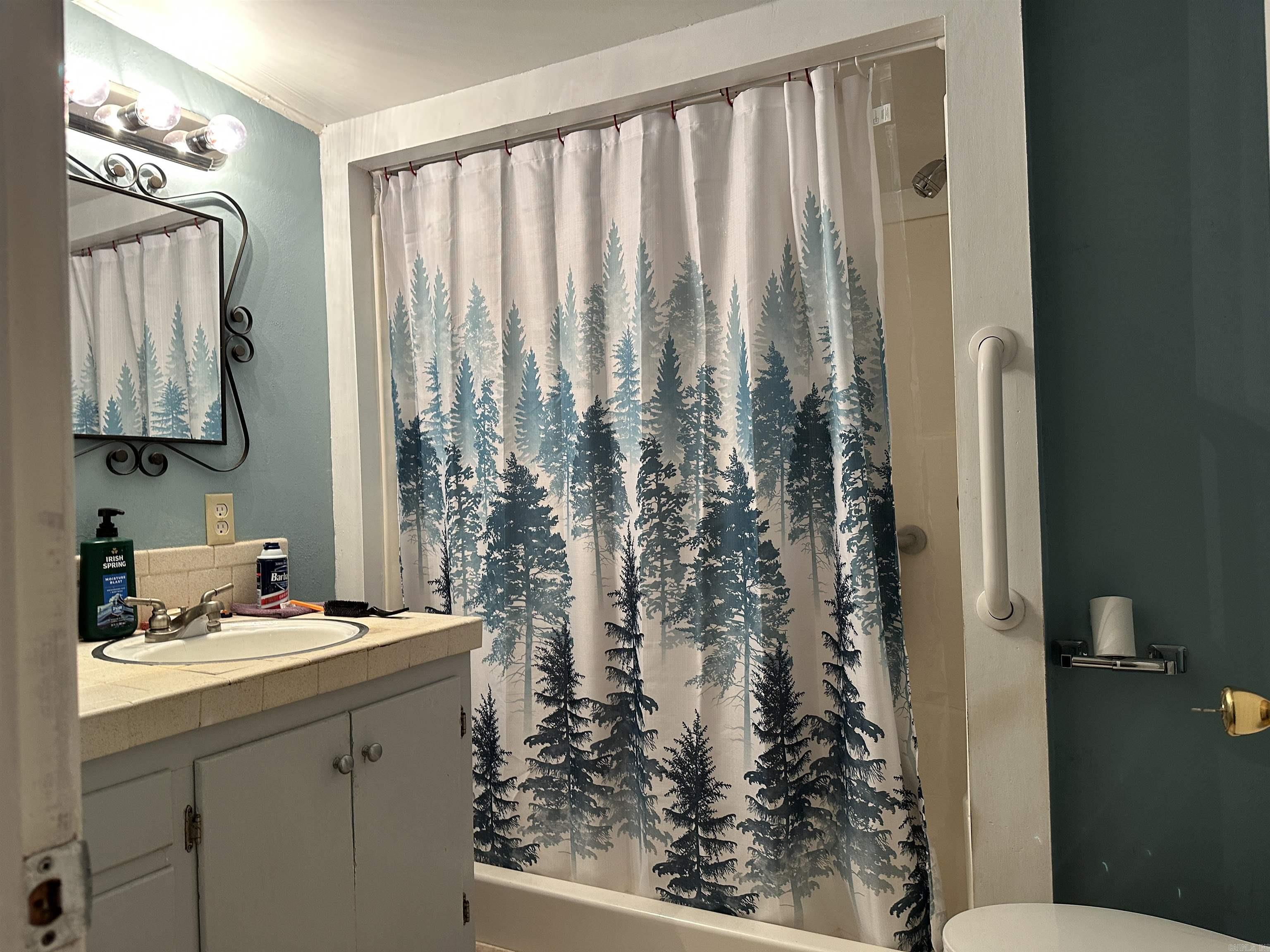 Lawrence - Residential