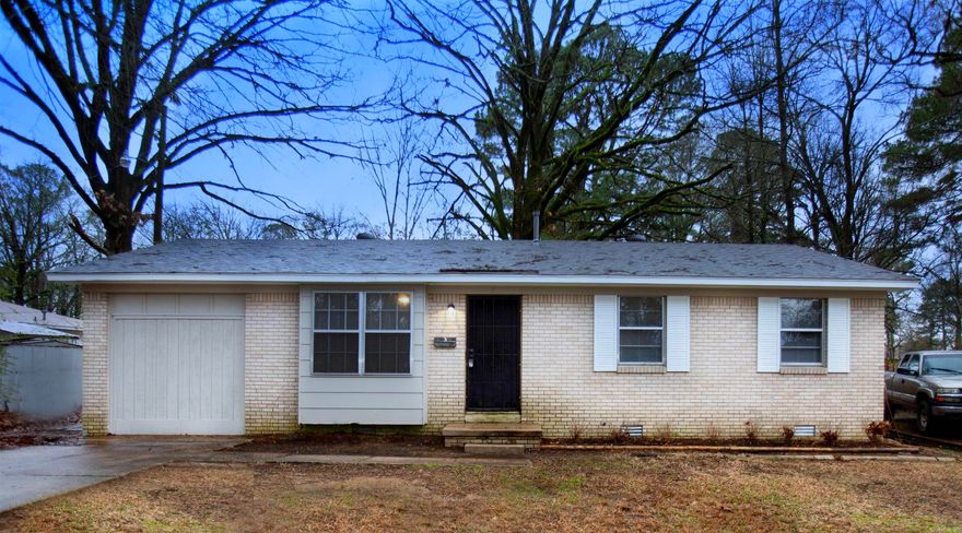 Newly remodeled 3BD/1.5BA house in SWLR that is ready for you to call home. Ceiling fan and plenty of natural light in the living room. Eat-in-kitchen with granite countertops. Extra room off of the kitchen. Plenty of storage in bathrooms. Fenced yard perfect for anyone with kids or pets. Back patio that is great for hosting. The lease for this property is for 2 years with a 3% increase after the first year. Income has to be 3x the amount of rent unless you have a housing voucher.   **ALL PROPERTIES MAY NOT BE MOVE-IN READY**