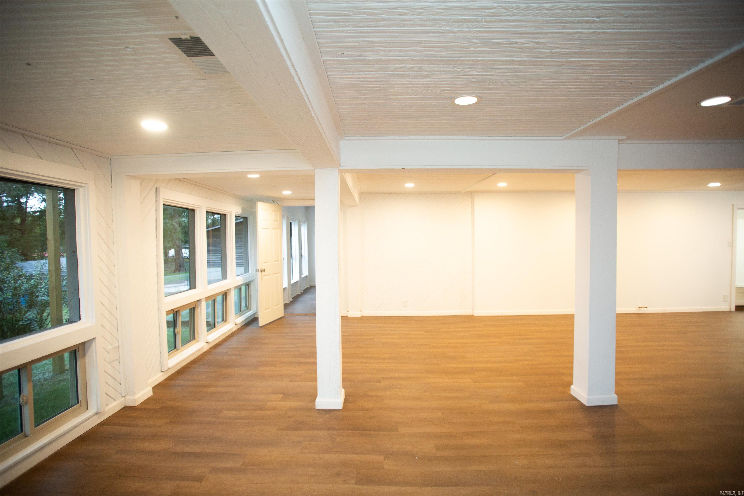 River Manor Estates - Residential Lease