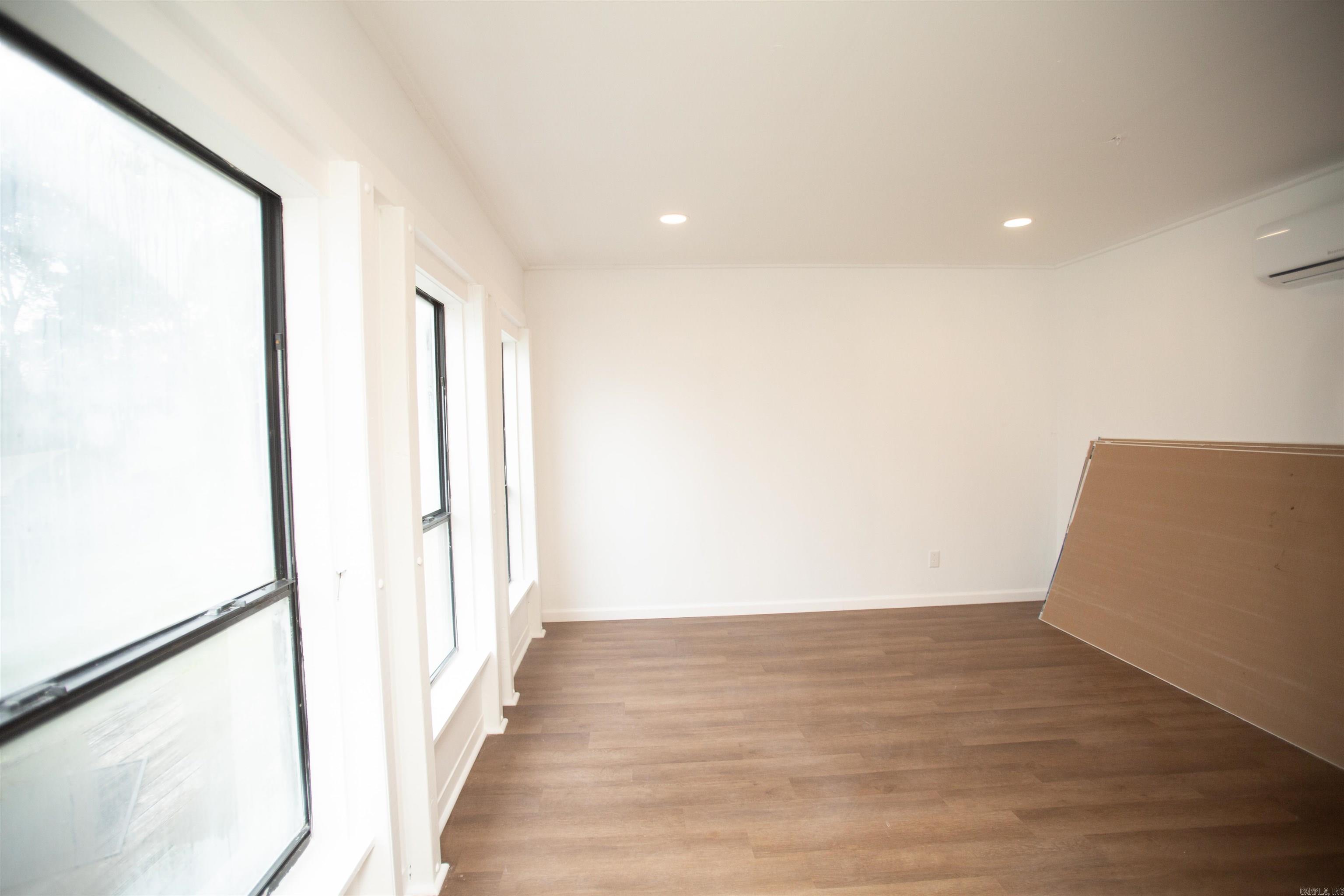 River Manor Estates - Residential Lease