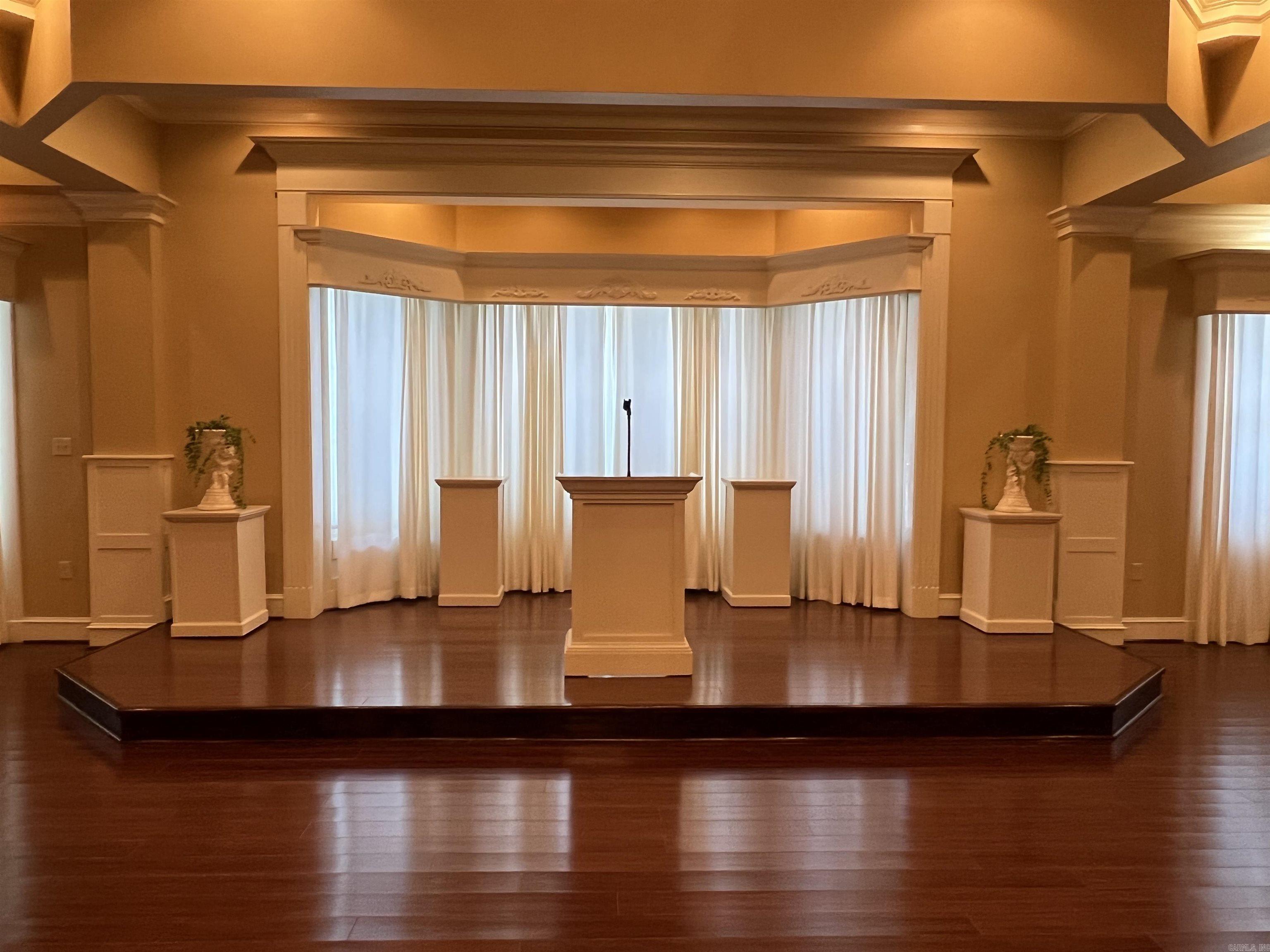 North Argenta - Commercial Sale