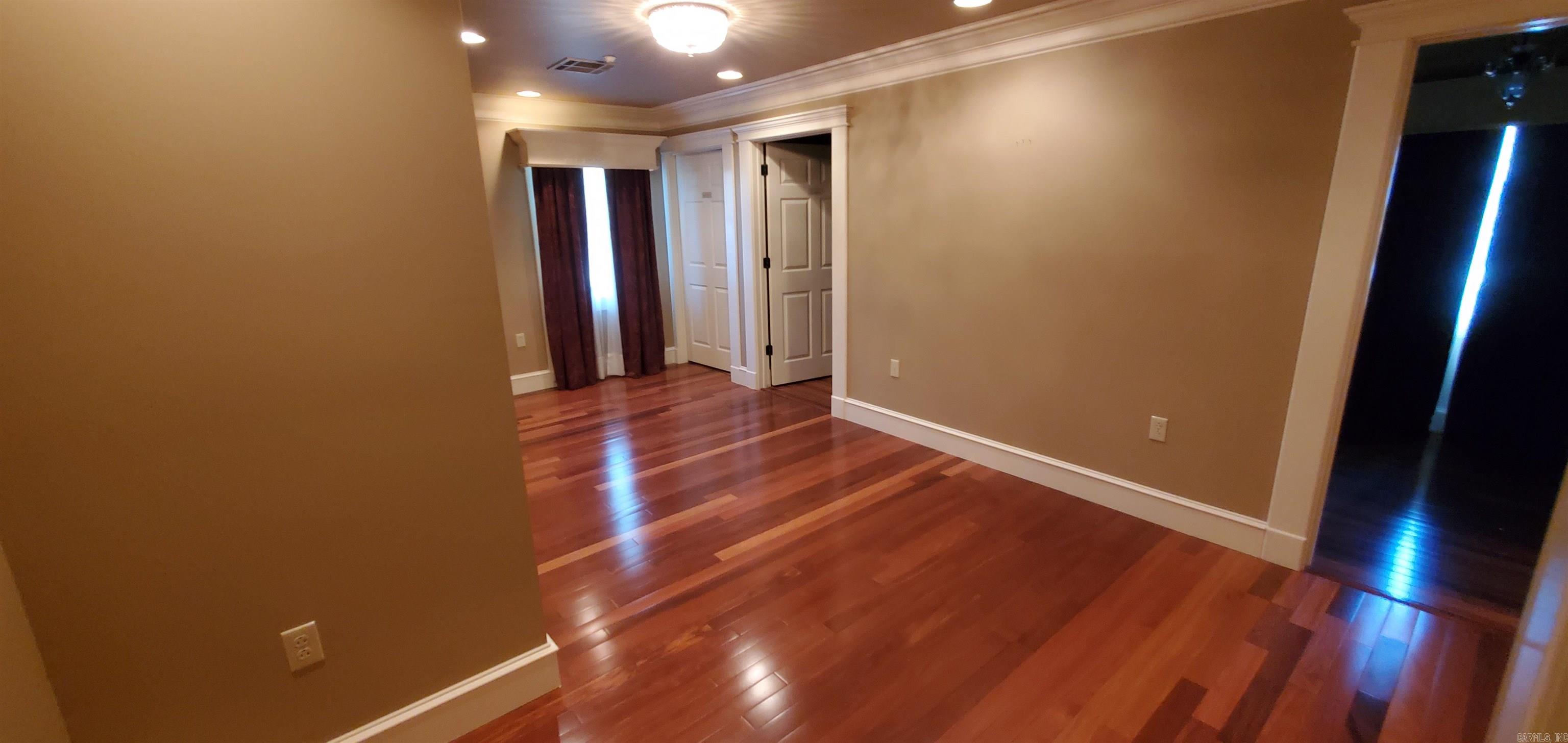 North Argenta - Commercial Sale