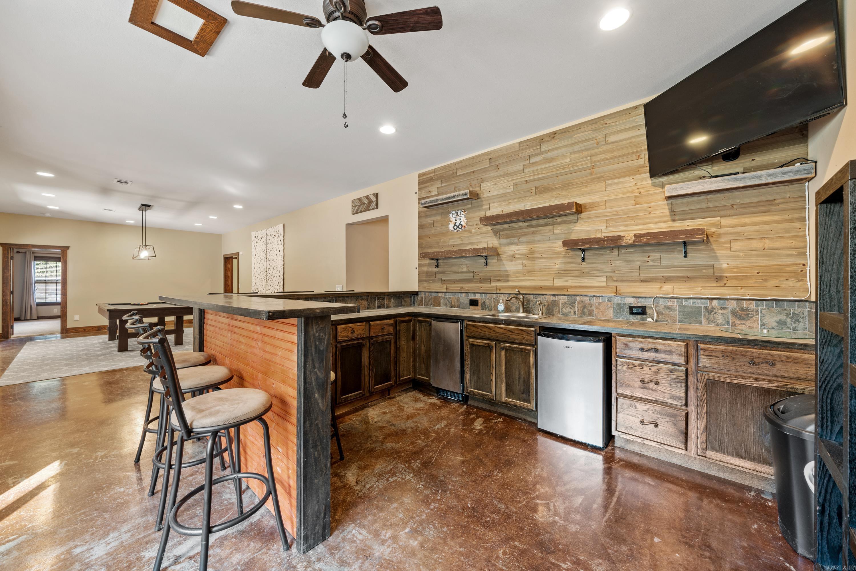 QUAIL RIDGE ESTATES - Residential