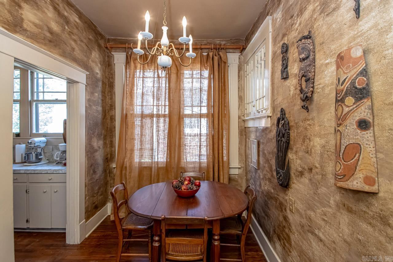 PULASKI HEIGHTS - Residential