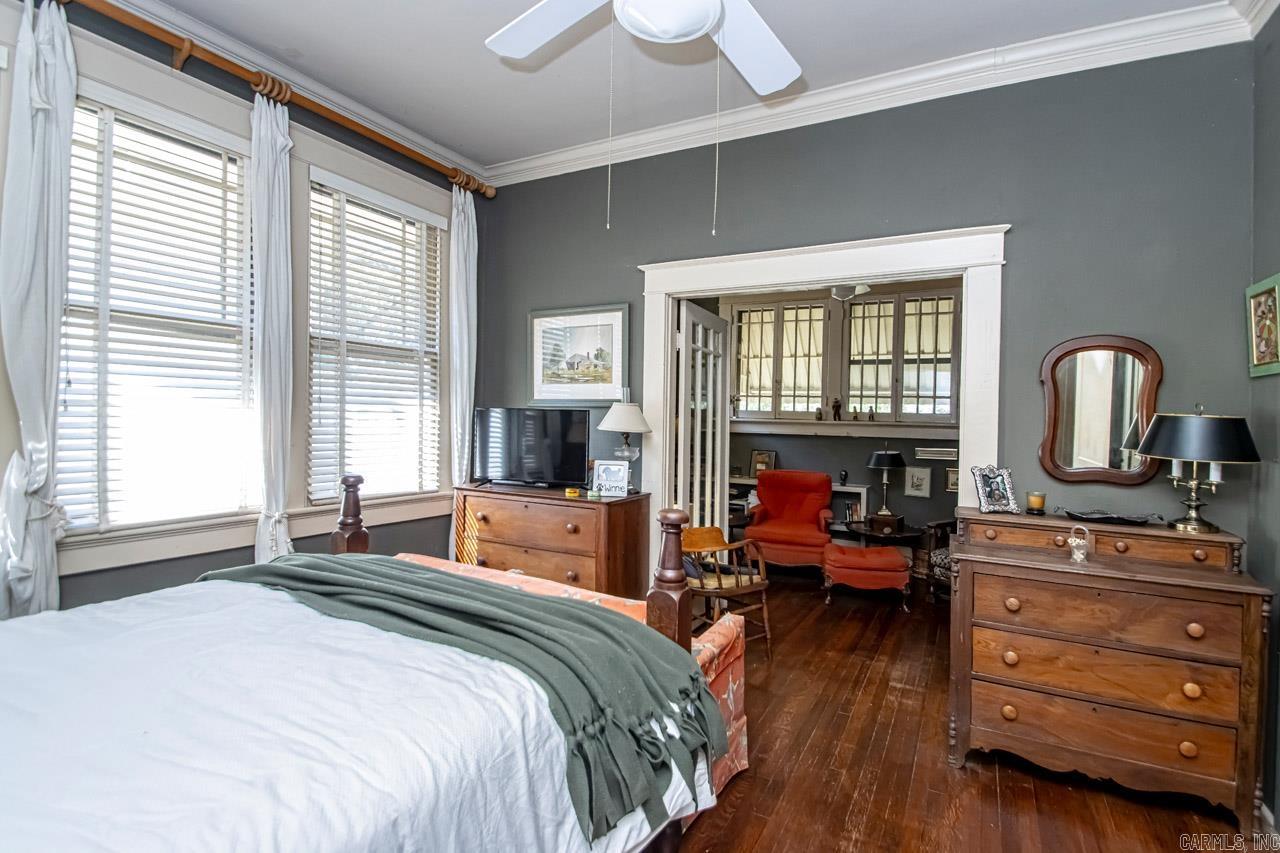 PULASKI HEIGHTS - Residential