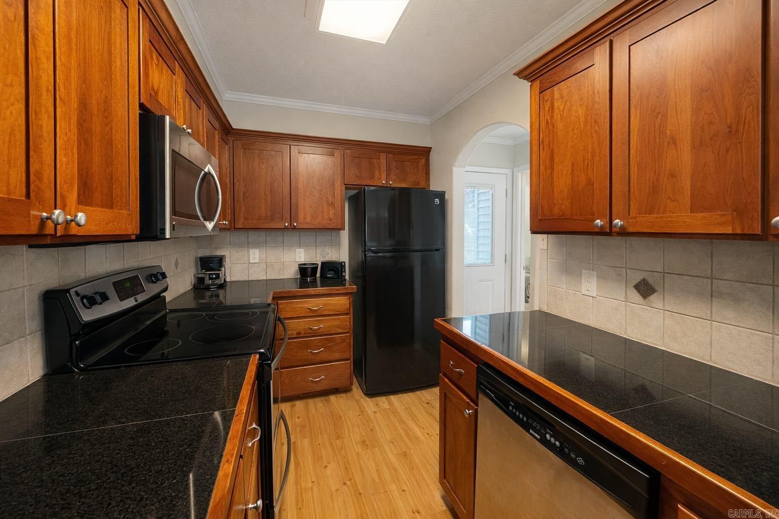 CHELSEA GLADE CONDO - Residential