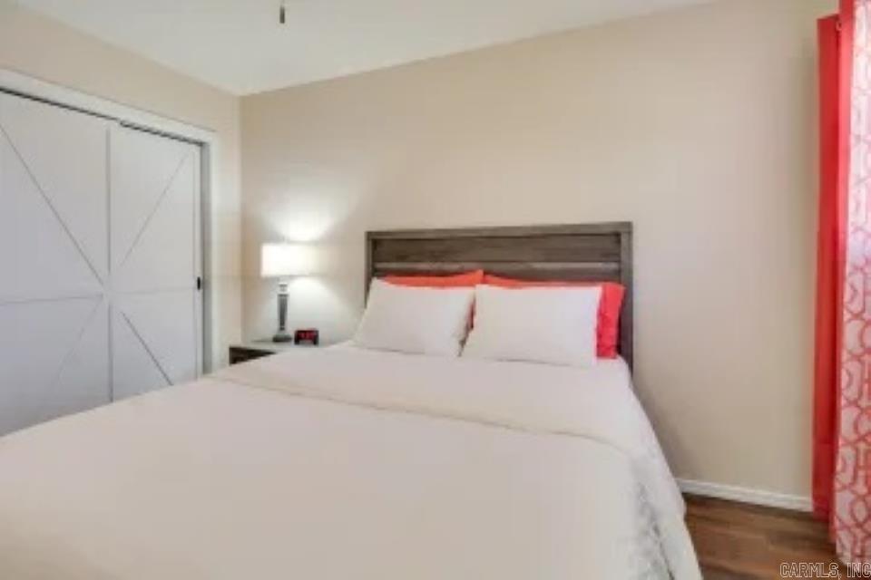 LYNNWOOD EST - Residential