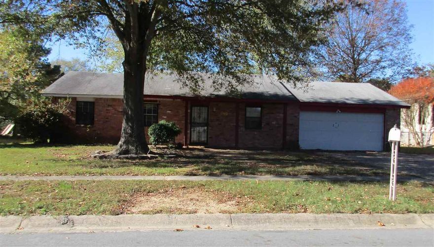 Great investment property in great neighborhood.  Brick home with 3 bedrooms and 2 baths.  Big back yard.  This home just needs some TLC and your personal touches.  Call today for your personal tour.  "The property was built prior to 1978 and lead-based paint potentially exists."  **Agents See Remarks**