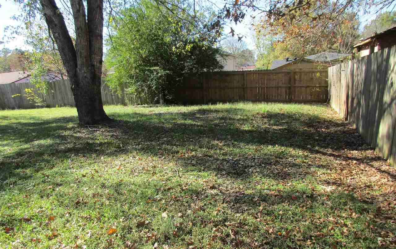 PECAN LAKE - Residential