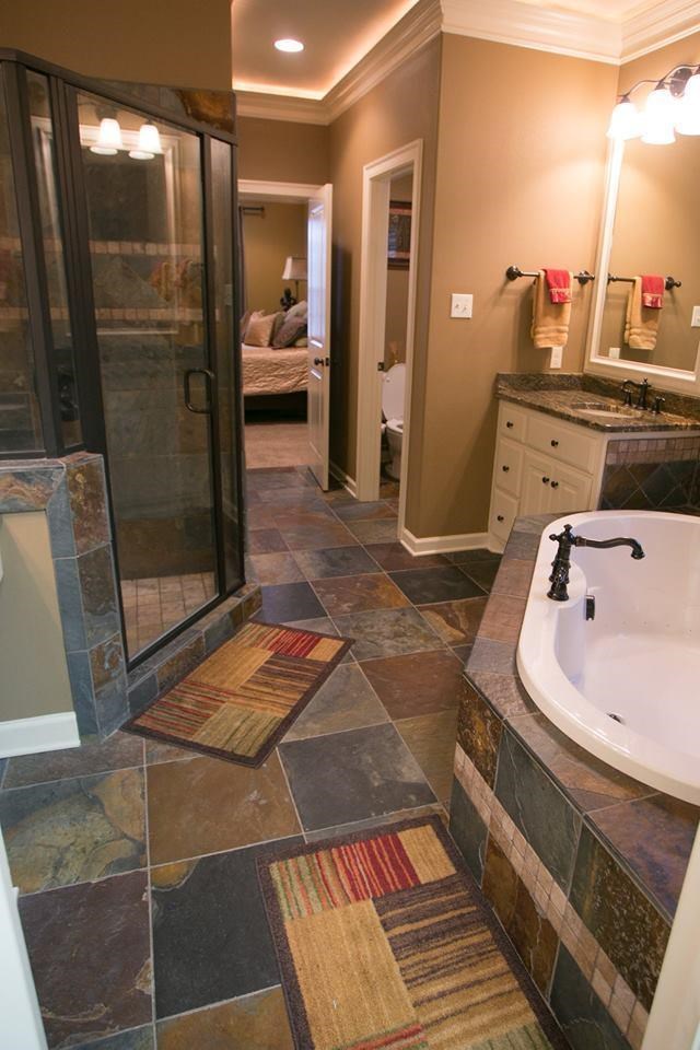 WOODLANDS EDGE - Residential