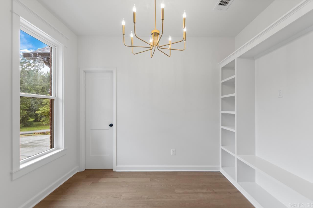 PLEASANT LAKE ESTATES - Residential