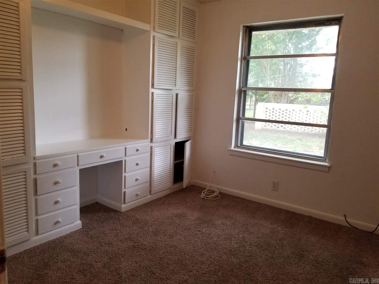 Oak Hurst - Residential Lease