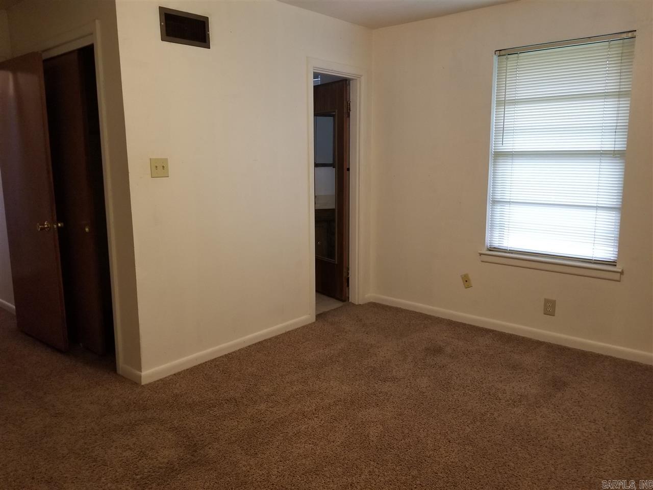 Oak Hurst - Residential Lease
