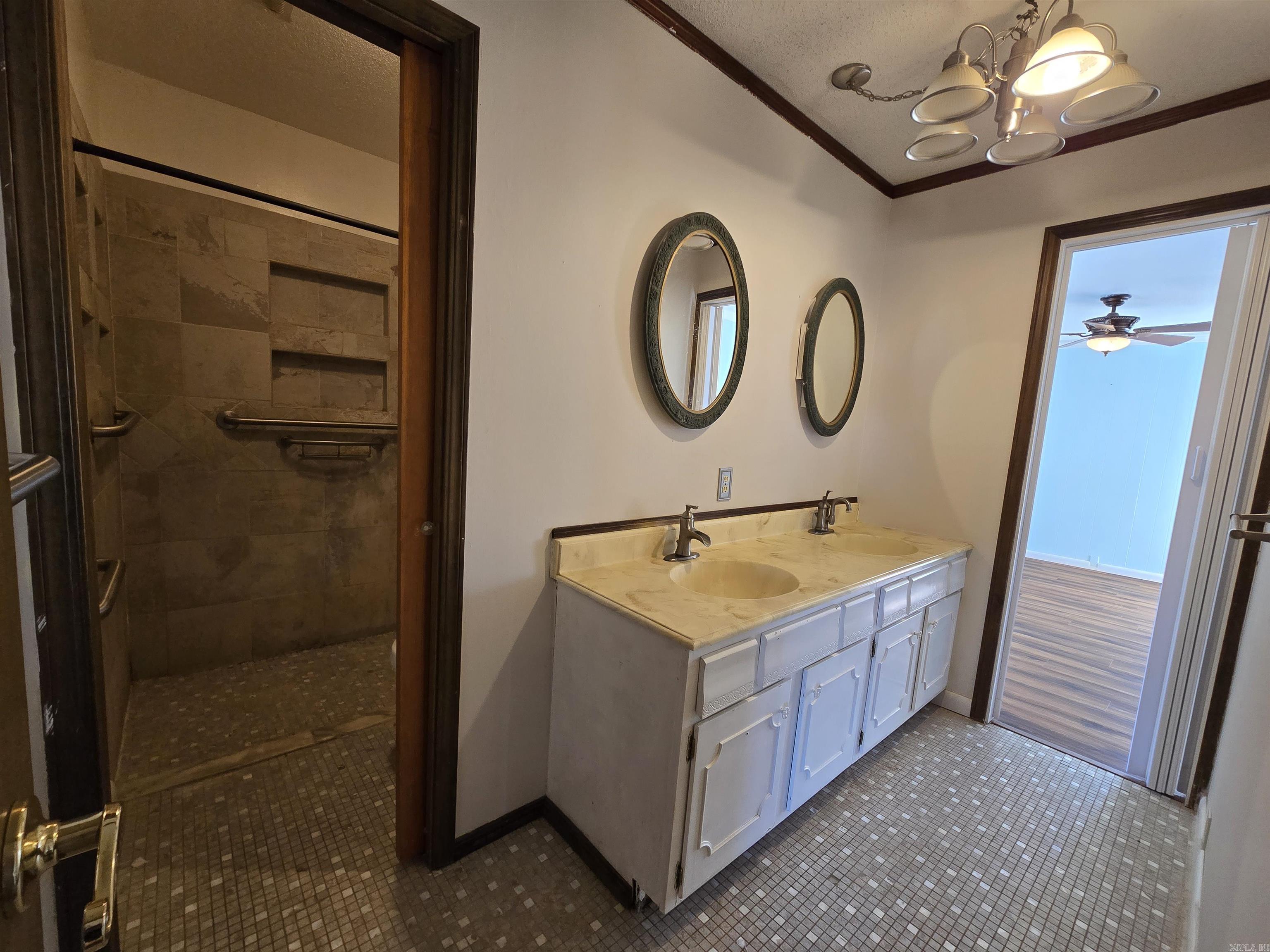 BRIARCLIFF - Residential