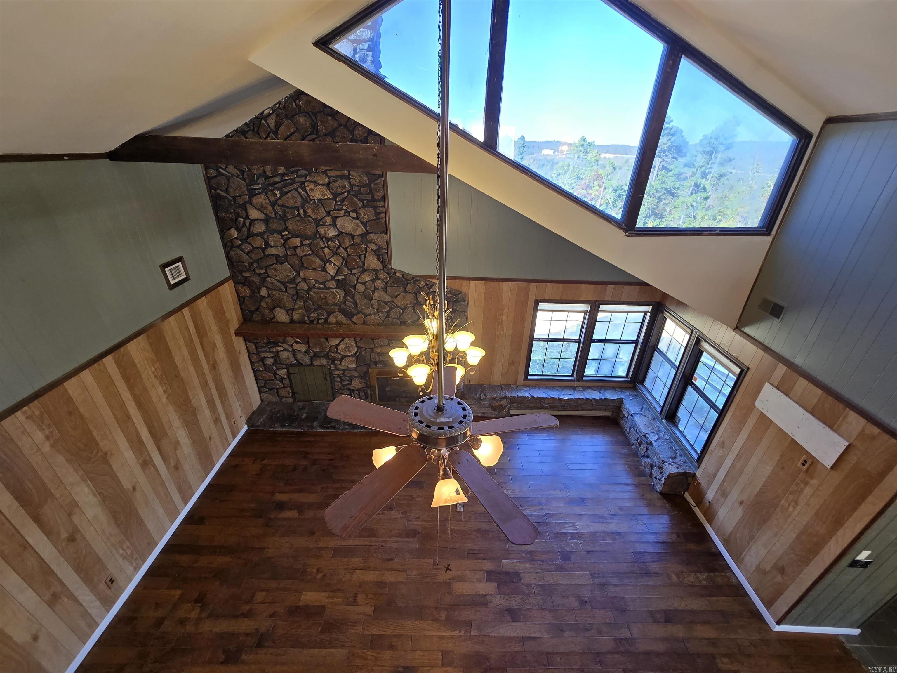 BRIARCLIFF - Residential