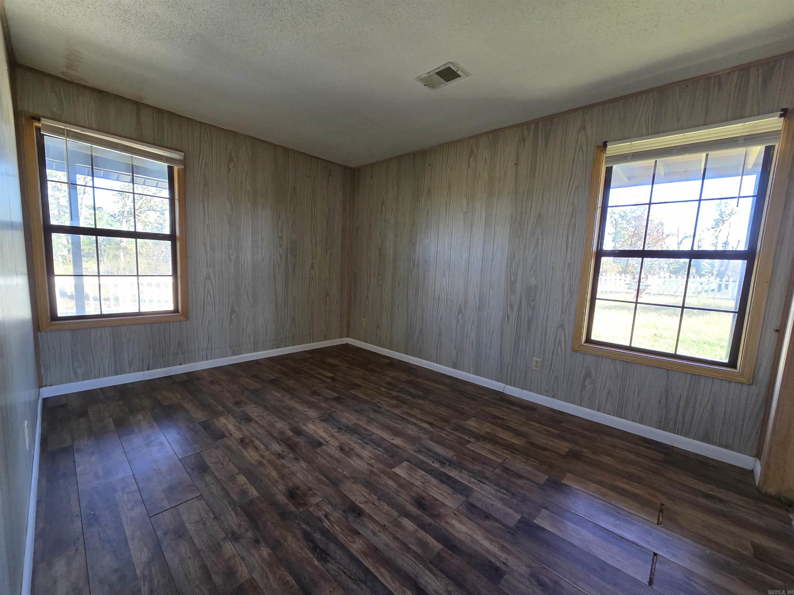 BRIARCLIFF - Residential