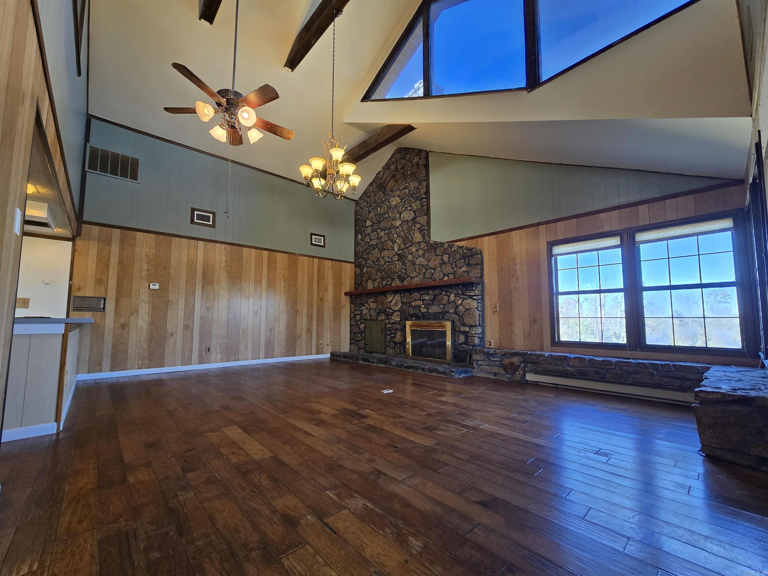 BRIARCLIFF - Residential