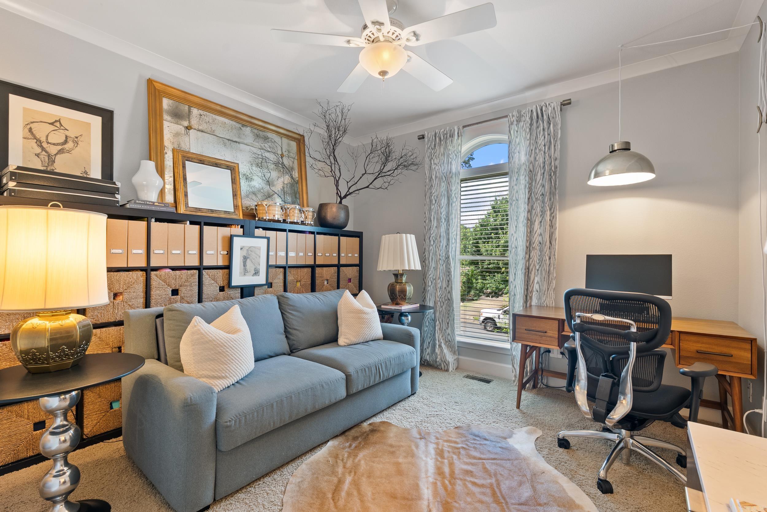 WOODLANDS EDGE - Residential