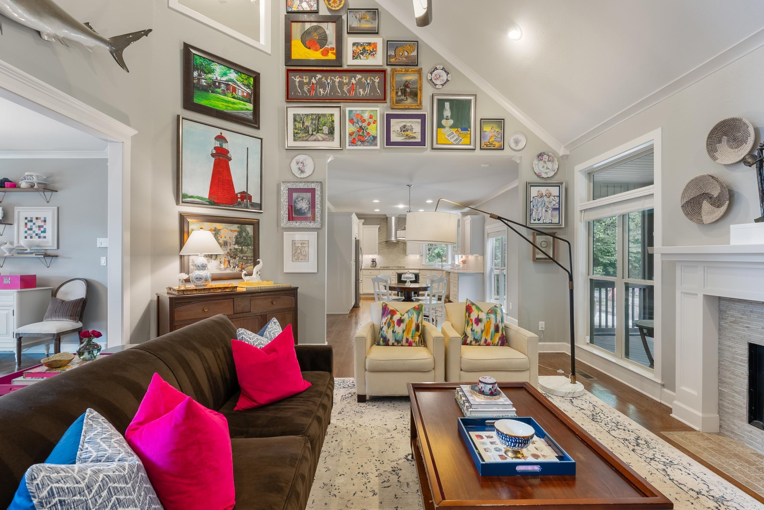 WOODLANDS EDGE - Residential