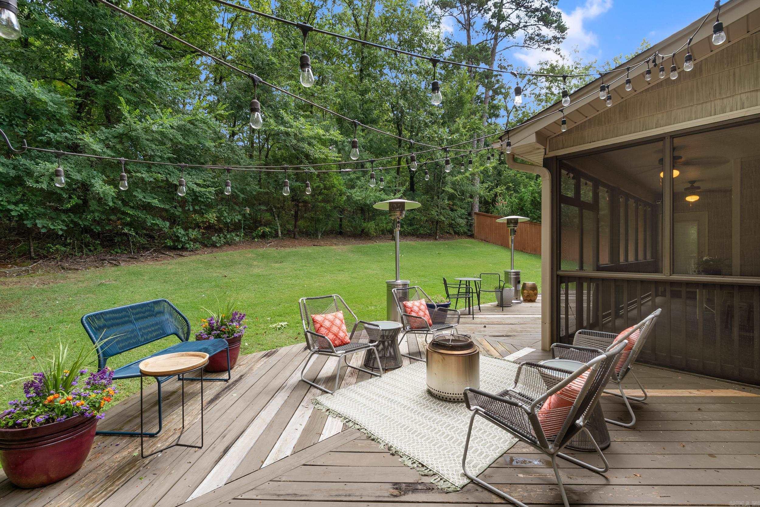 WOODLANDS EDGE - Residential