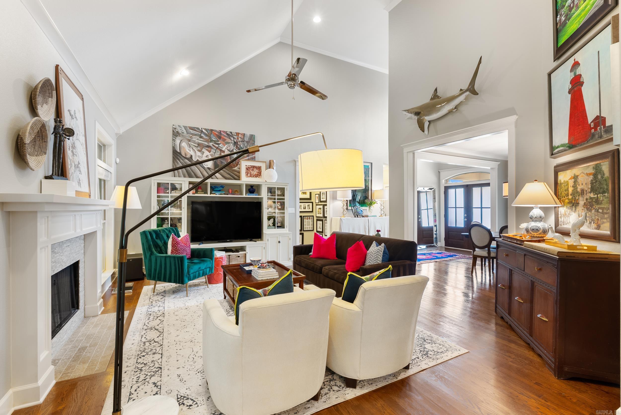 WOODLANDS EDGE - Residential