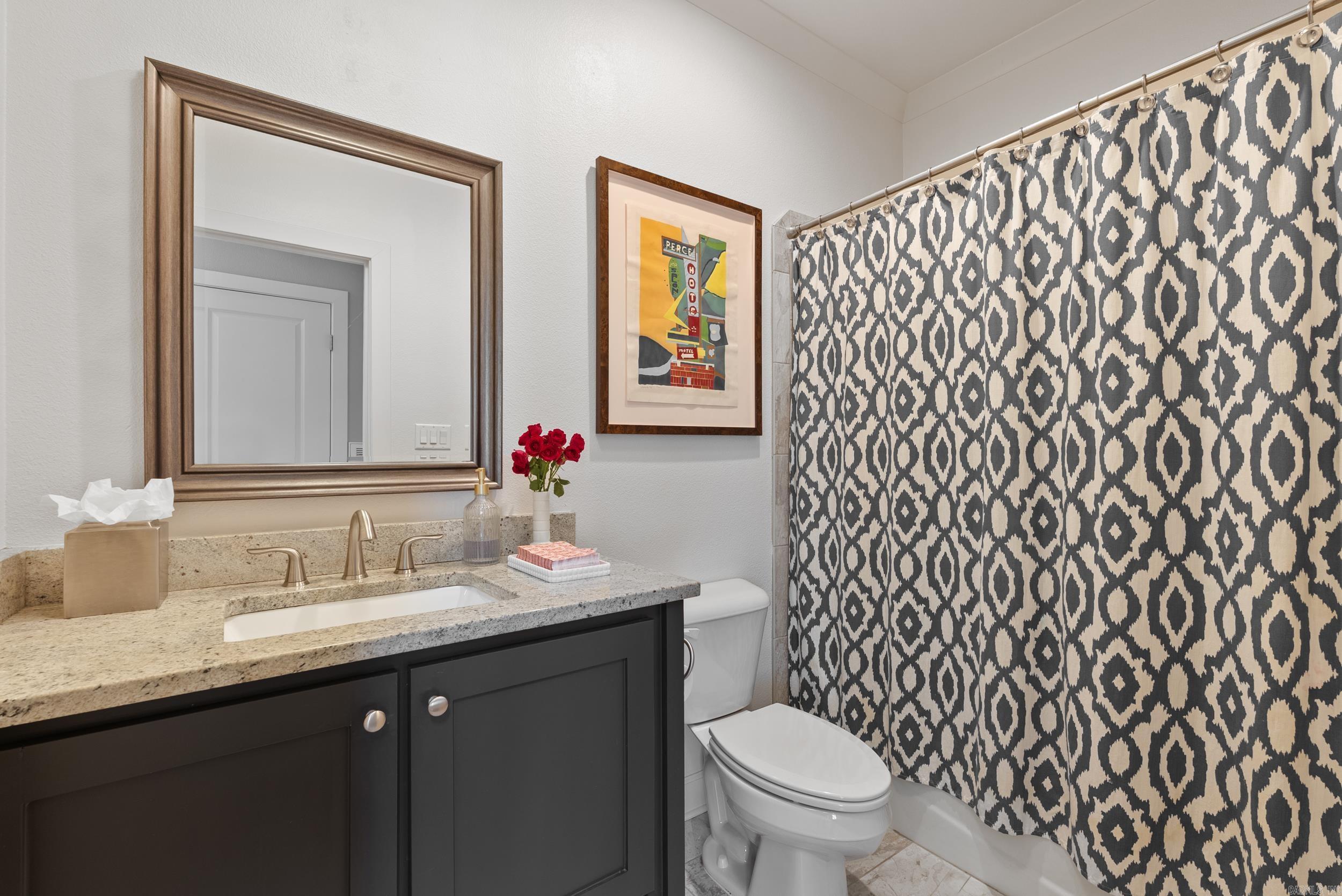 WOODLANDS EDGE - Residential