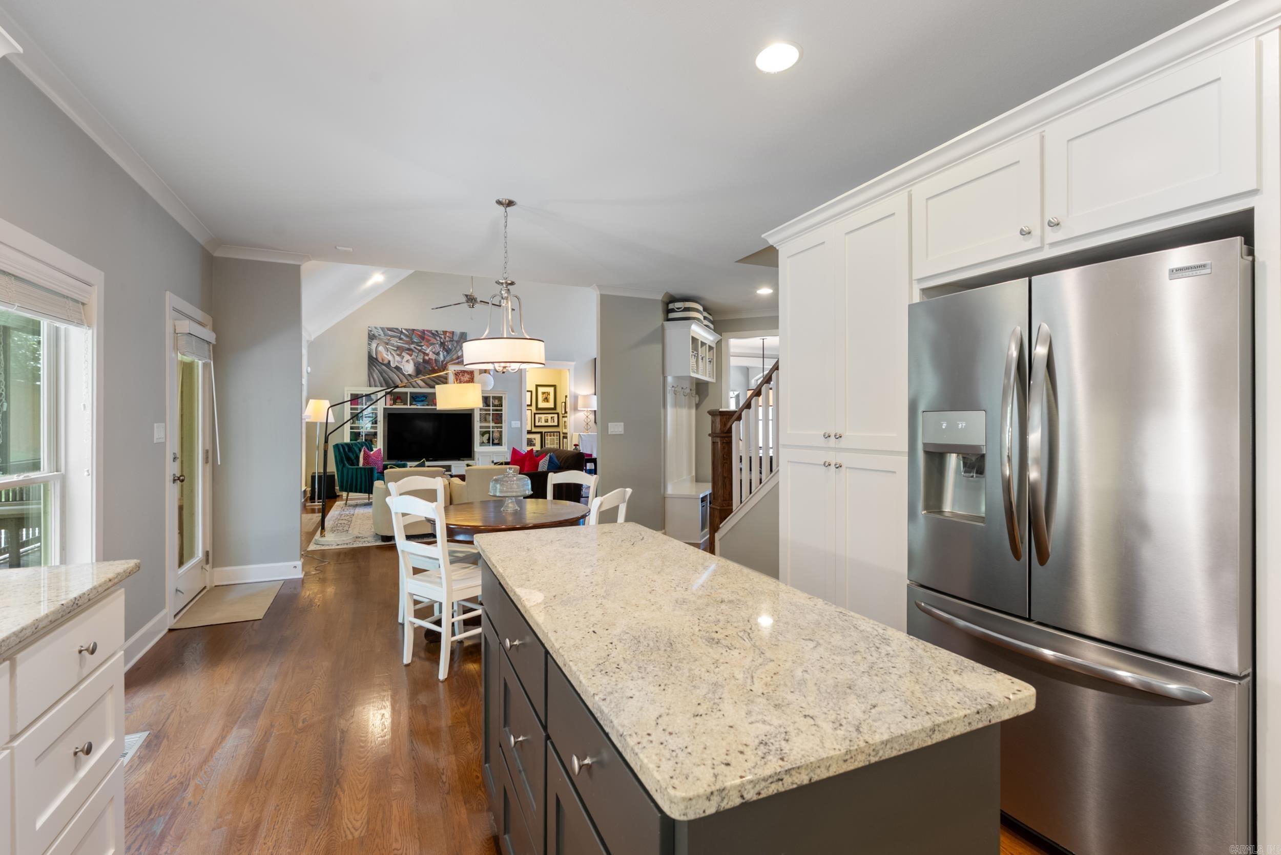 WOODLANDS EDGE - Residential